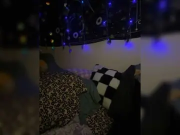 Bongacams Free Live Porn of Brujaxgrey