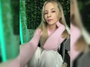 Bongacams Live Sex Cam of Korol-Eva