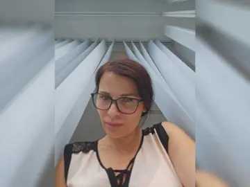 Bongacams Watch Live Sex Cams of SophieMary
