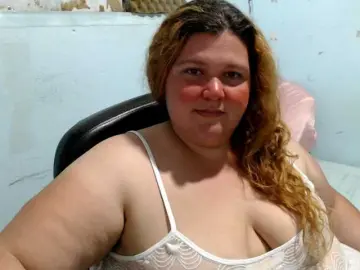 Bongacams Adult Video Chat of squirtbbw