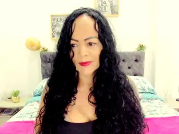 Bongacams Live Porn of latinvalery