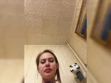 Bongacams Free Porn Cam of Letti28