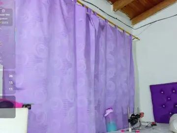 Bongacams Sex Chat of ebony-NeighborMoans