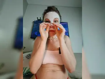 Bongacams Sex Cam of livemyself1