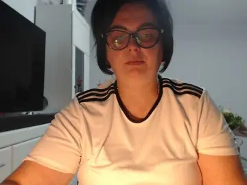 Bongacams Live Sex Cam of Emyllywhite