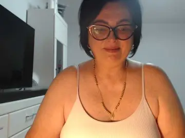 Bongacams Free Live Porn of Emyllywhite