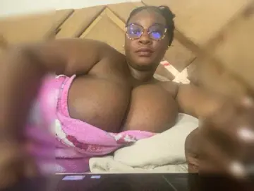 Bongacams Live Sex Cam of Chantellexoti