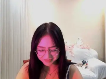 Bongacams Private Sex Chat of MyrleHenggeler