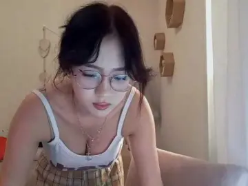 Bongacams Private Sex Chat of MyrleHenggeler