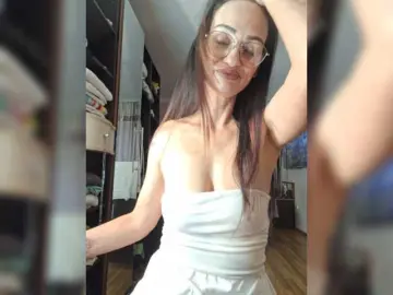 Bongacams Live Sex Cam of ALICEm