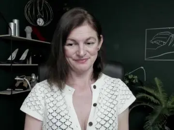 Bongacams Nude Webcam of mrsVivian