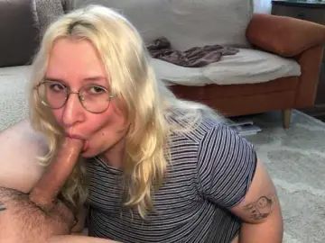 Bongacams Free Porn Cam of milkxangelx