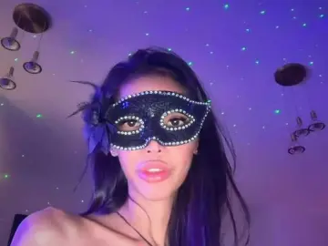 Bongacams Watch Live Sex Cams of XMissVictoriaX