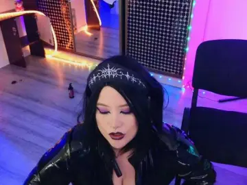 Bongacams Watch Live Sex Cams of Laura-Wicked