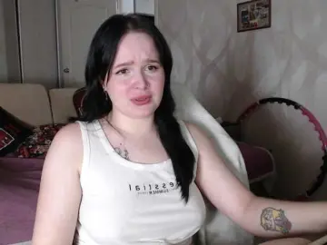 Bongacams Watch Live Sex Cams of Lizzi-Peach