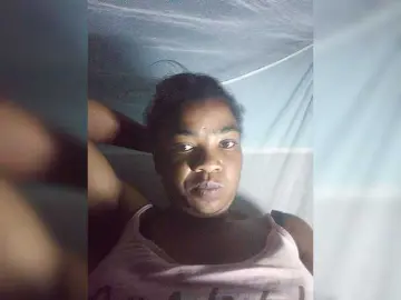 Bongacams Watch Live Sex Cams of tryciah