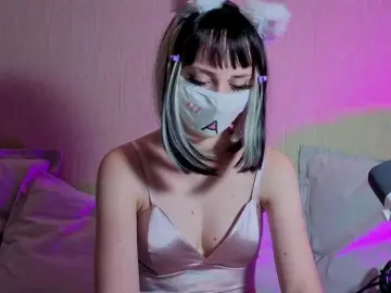 Bongacams Nude Webcam of LunaNyan