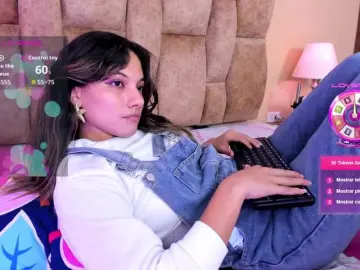 Bongacams Best live sex cam show of EmmaSanchez1