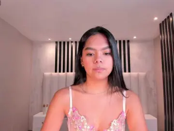 Bongacams Nude Webcam of SaphiraJames