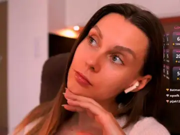 Bongacams Live Sex Cam of -JesusWife-