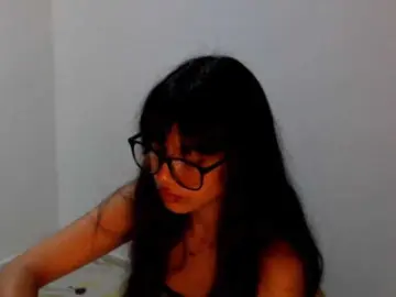 Bongacams Watch Live Sex Cams of meganmiauu