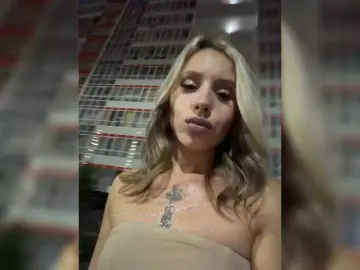 Bongacams Nude Webcam of Crystal1-1