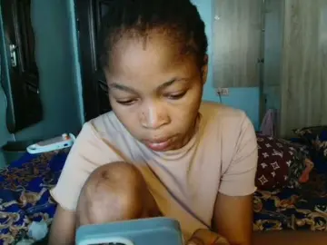 Bongacams Free Live Porn of Plumnjuicy
