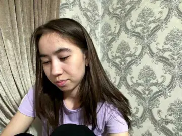 Bongacams Sex Cam of ClaudiaChouinard