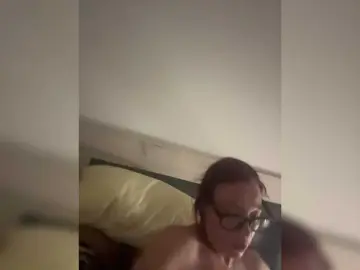 Bongacams Live Porn of ScarlettRedRose