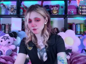 Bongacams Nude Webcam of Devil-Baby