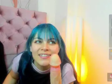 Bongacams Free Live Porn of Adelaindiamond