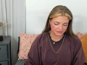 Bongacams Best live sex cam show of LilyTop