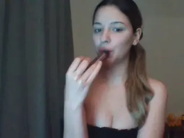 Bongacams Adult Webcam of EvelineTop