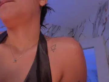 Bongacams Free Porn Cam of AllyJensen