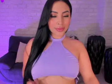 Bongacams Sex Cam of MiaRoberts1