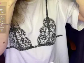 Bongacams Live Sex Cam of Natural-babe666