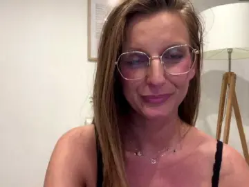 Bongacams Watch Live Sex Cams of RachellaFox