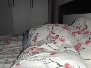 Bongacams Sex Chat of petitedanielle