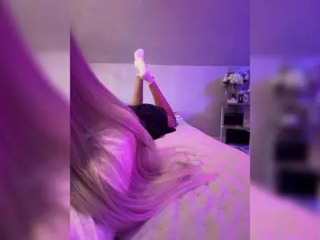 Bongacams Live Sex Cam of HollyPolly111
