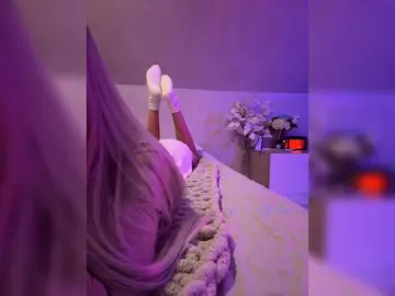 Bongacams Watch Live Sex Cams of HollyPolly111