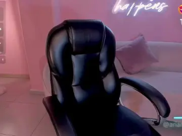 Bongacams Nude Webcam of ArianaNova