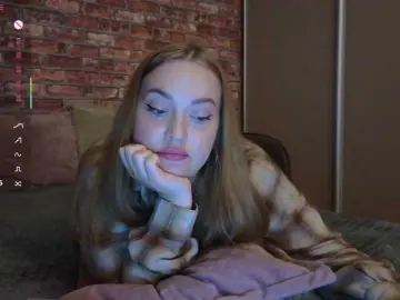 Bongacams Live Sex of -A-L-I-C-E-