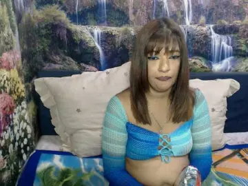 Bongacams Watch Live Sex Cams of indianaqua