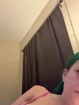 Cam4 Adult Video Chat of chxrry_b0mbz