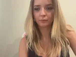 Cam4 Live Sex Cam of SisiBunny