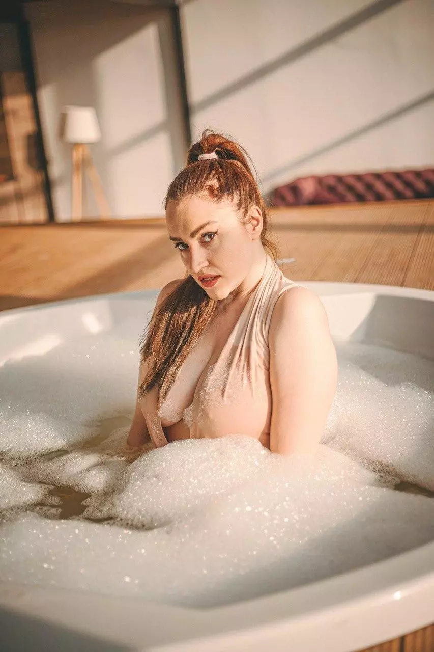 Kamilli_Hot
