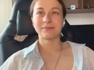 Cam4 Free Porn Cam of MatildaEaslick