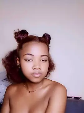 Cam4 Live Sex Cam of Elysca