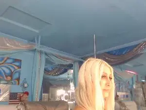 Cam4 Free Porn Cam of adrianna_fox