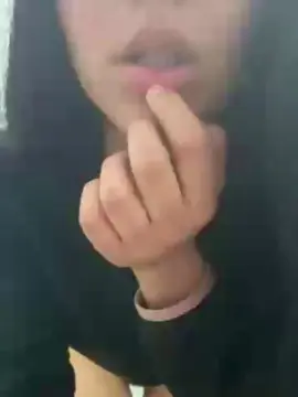 Cam4 Sex Cam of redgirlhot_sexy